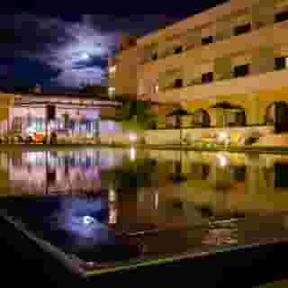 Dom Fernando, 2 of 5