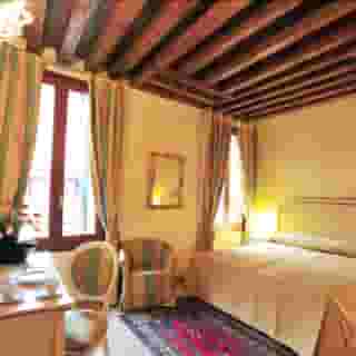 Alla Vigna Room Only, 3 of 5