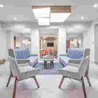 Holiday Inn Express Hotel & Suites Dallas West Ihg, 2 of 5