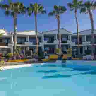 Sunsuites Carolina, 2 of 5