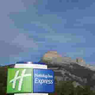 Le Domaine des Fontaines, 2 of 5