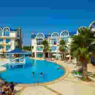 Turqualty Club, 2 of 5