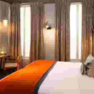 Les Dames Du Pantheon, 4 of 5