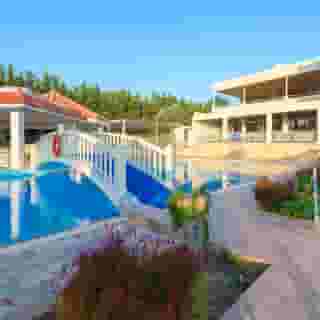 Memphis Beach Hotel, 4 of 5