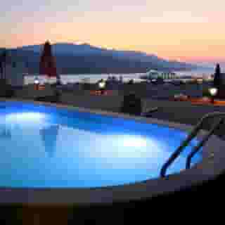 Virginia Hotel, 2 of 5