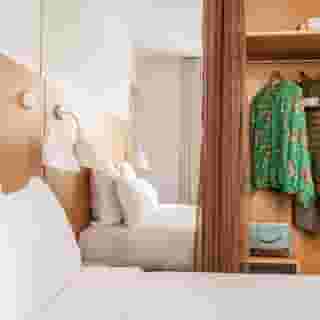 9hotel Republique, 2 of 3