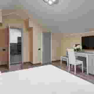 Rivoli Hotel, 3 of 5