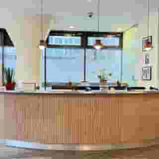 Hotel City B, 2 of 5