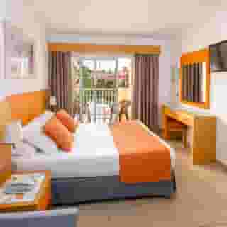 Chatur Costa Caleta, 5 of 5