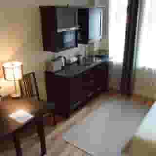 Blooms Inn & Apartments, 4 of 5
