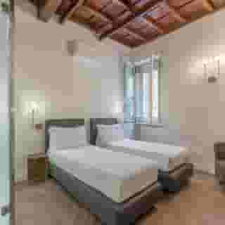 59 Steps Trevi, 3 of 5