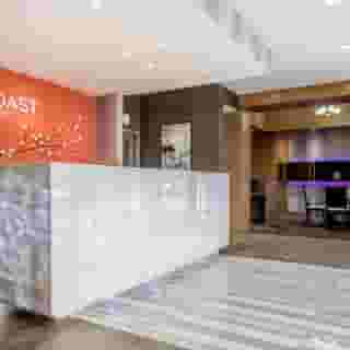 Best Western Plus Vancouver Airport Hotel, 2 of 5