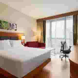 Hilton Garden Inn Sevilla, 2 of 5