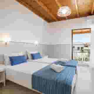 Bella Vista Hotel & Studios, 5 of 6