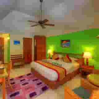 Fihalhohi Island Resort, 4 of 5