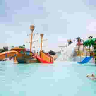 Sorra Daurada Splash plus Barcelona Formula 1 Package, 5 of 5