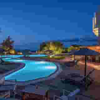 Elegance Luxury Executive Suites – Adults Only (16+), 5 of 5