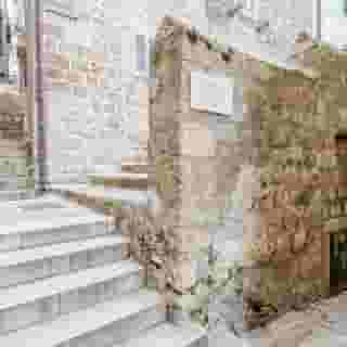 Cinema View House, 1 of 5