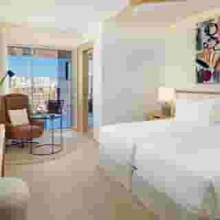 H10 Croma Malaga, 5 of 5