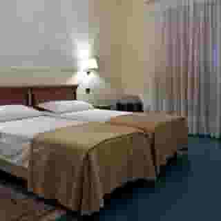 Majestic Palace, 3 of 5