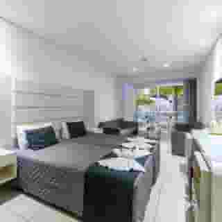 Tasia Maris Oasis, 3 of 5