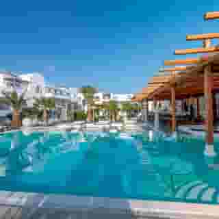 SMY Mediterranean White - Adults Only, 3 of 5