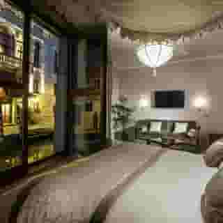 Ai Mori d'Oriente, 4 of 5