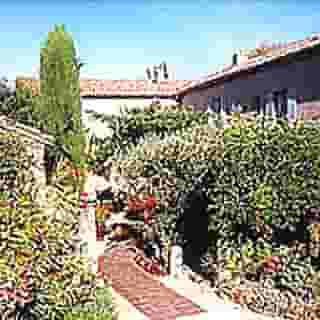 Le Mas Des Carassins, 1 of 5