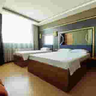 216 Trend Suite, 1 of 5