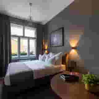 The Viaduct - Suites & More, 4 of 5