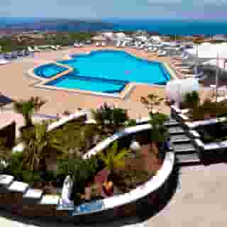 Smy Orizontes Santorini, 2 of 5