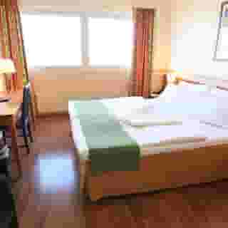 Skyline Airport Hotel, 3 of 5