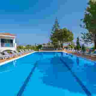 Contessa Hotel, 3 of 5