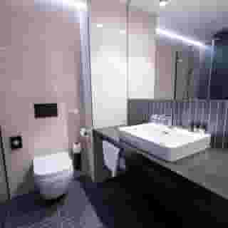 The Gold Bank, 3 of 5