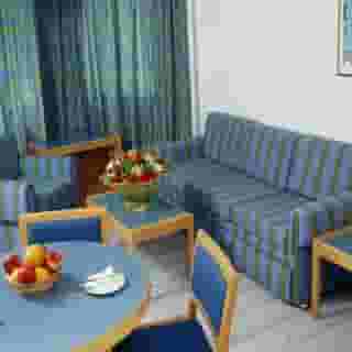 Atrium Zenon Apartments, 3 of 5