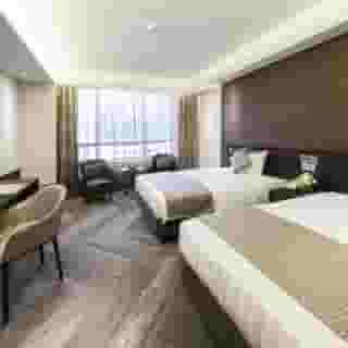 Gloucester Luk Kwok Hong Kong, 4 of 5