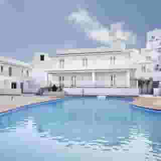 High View Gardens, 2 of 5