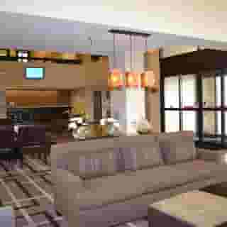 DoubleTree by Hilton Houston Hobby Airport, 2 of 5