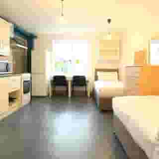 Tom Dick and Harriet's, 2 of 5