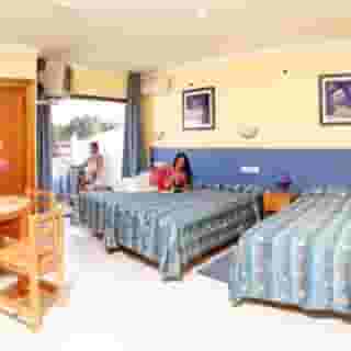 Ok Hotel Bay, 4 of 5