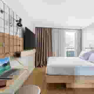 Hotel International, 4 of 5