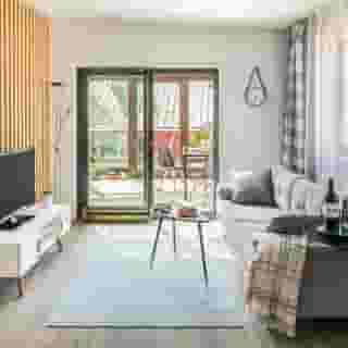 7 Koron Apartments, 3 of 5