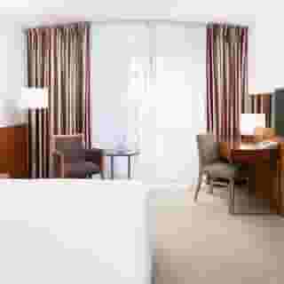 K + K  Hotel Opera, 4 of 5