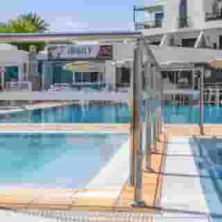 Club del Carmen, 5 of 5