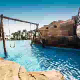 The V Luxury Hotel, 3 of 5