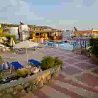 Stella Apartments, 2 of 5