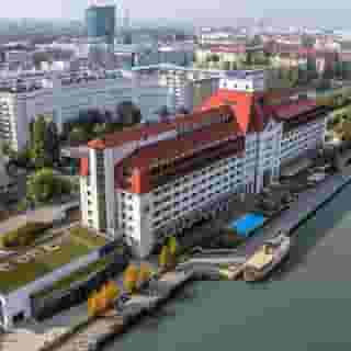 Hotel Hilton Danube, 1 of 5