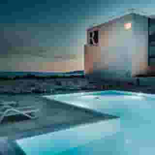 Romana Beach Apartments, 2 of 5