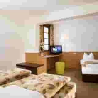Alphotel Innsbruck, 2 of 5