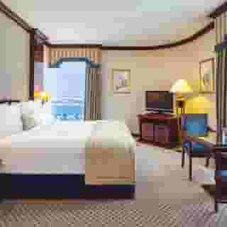 Corniche Hotel Abu Dhabi, 4 of 5